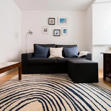 Shortrentalsantacasa Largo Do Carmo Apartman *