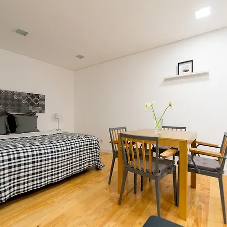 Apartman Shortrentalsantacasa Largo Do Carmo *