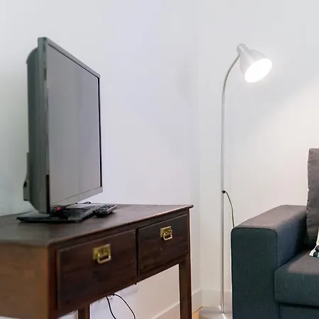 Shortrentalsantacasa Largo Do Carmo Apartman
