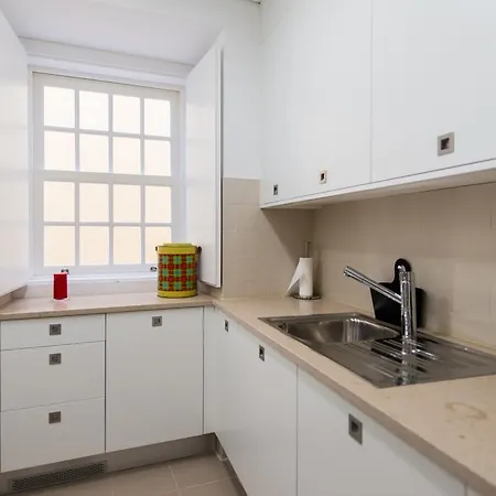 Shortrentalsantacasa Largo Do Carmo Apartman Lisboa